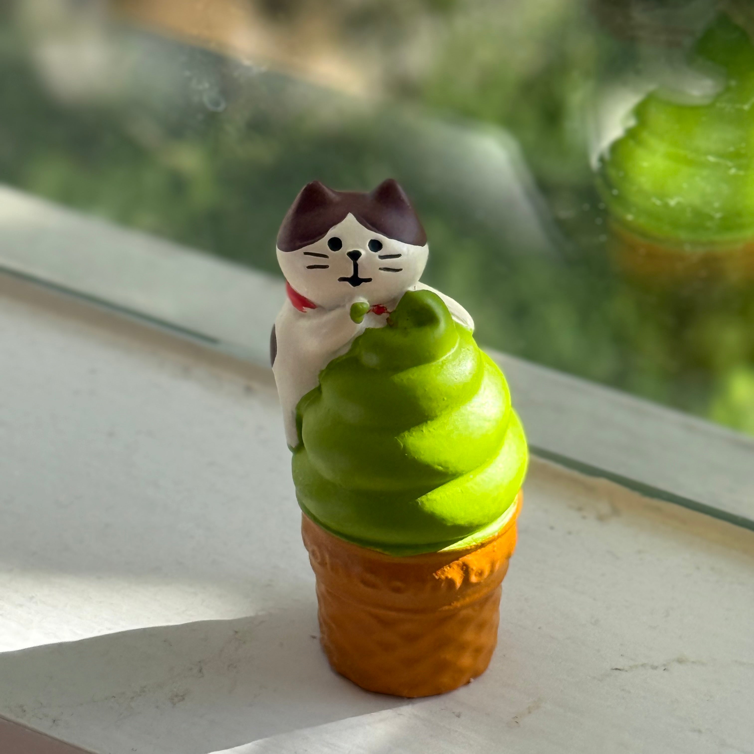 Japanese Matcha Cat/Dog Figurine